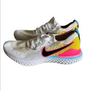 Womens size 12.5 Nike epic react